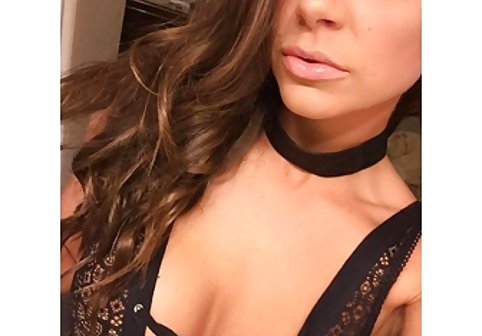 السا ژان مجلل فیلم سکسی خارجی برای دانلود به طور مناسب با خروس عظیم مرد خود رفتار می کند